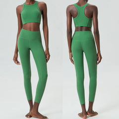 Women’s Fitness Set with Fitted Crop Top and Leggings