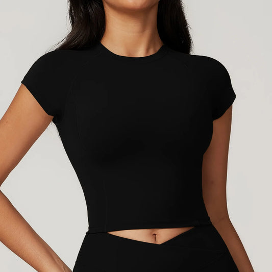 Cropped Fitness with Front Cut-Out and Short Sleeves